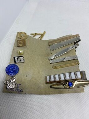 Assorted Vintage Men’s Tie Clips and Pins AS-IS